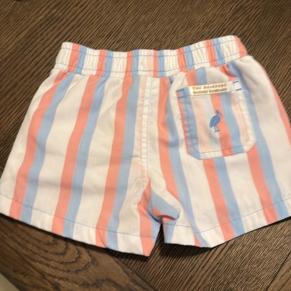 Beaufort Bonnet striped shorts 4T EEUC - Picture 2 of 3